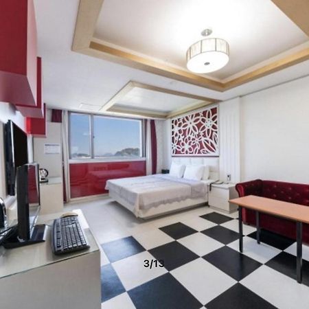 Yeosu Beach Hotel エクステリア 写真