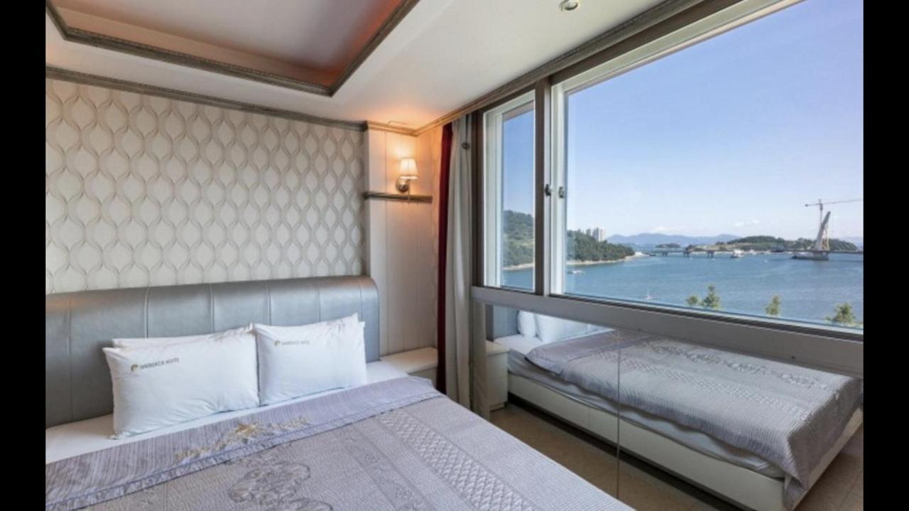 Yeosu Beach Hotel エクステリア 写真